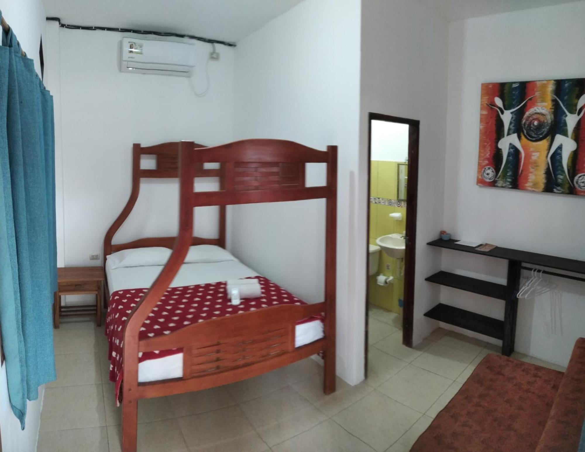 Hostal Casa Taisha Montañita Exteriér fotografie