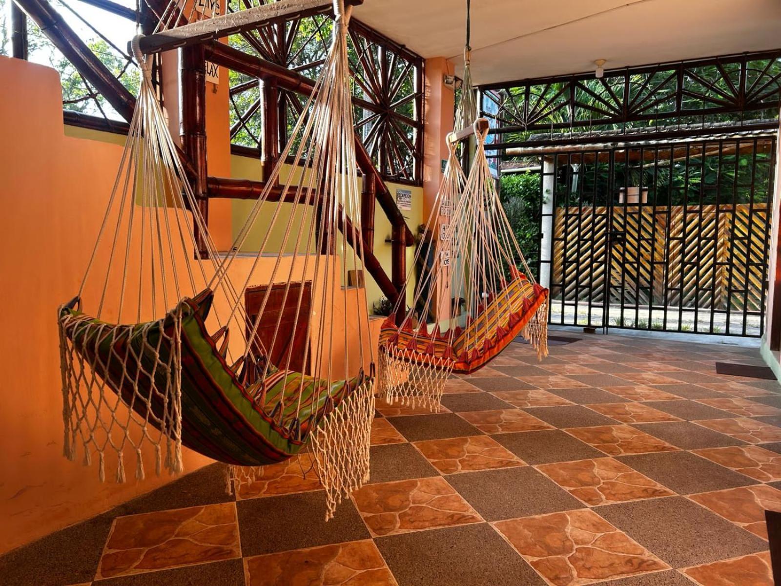 Hostal Casa Taisha Montañita Exteriér fotografie