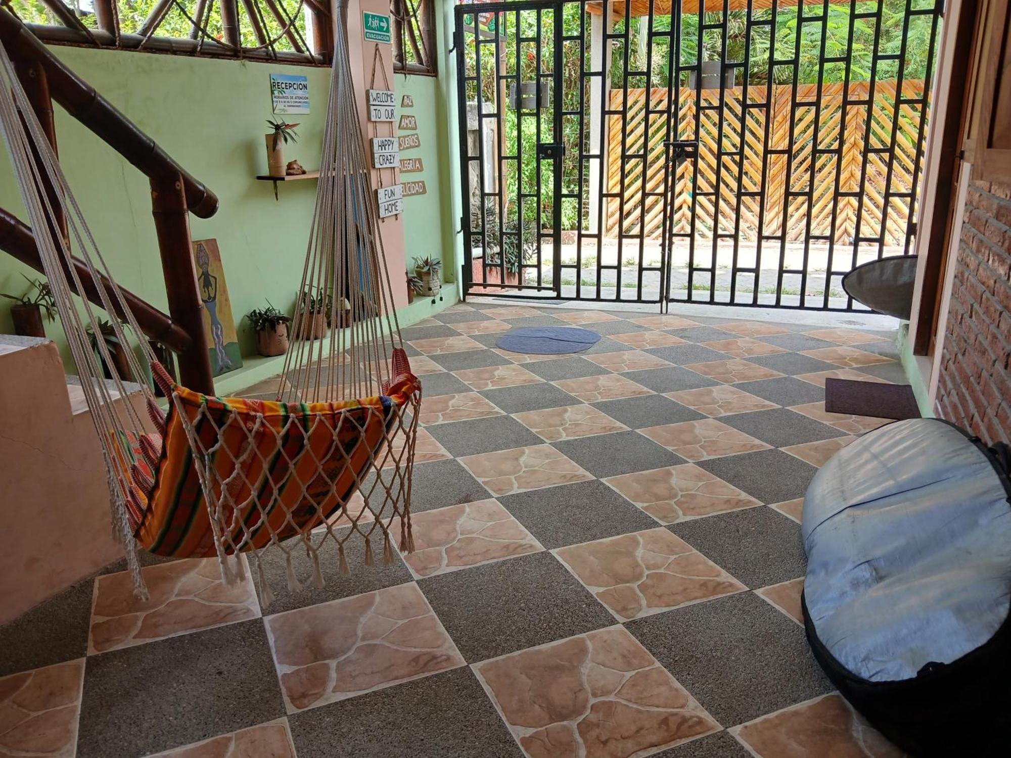Hostal Casa Taisha Montañita Exteriér fotografie